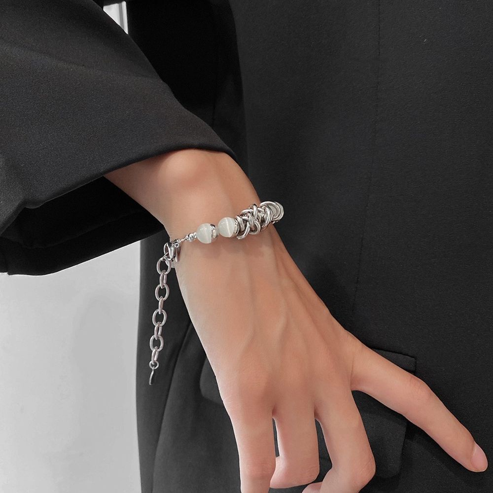 Kalung Gelang Rantai Klavikula Bahan Titanium Steel Gaya Retro Korea Untuk Wanita