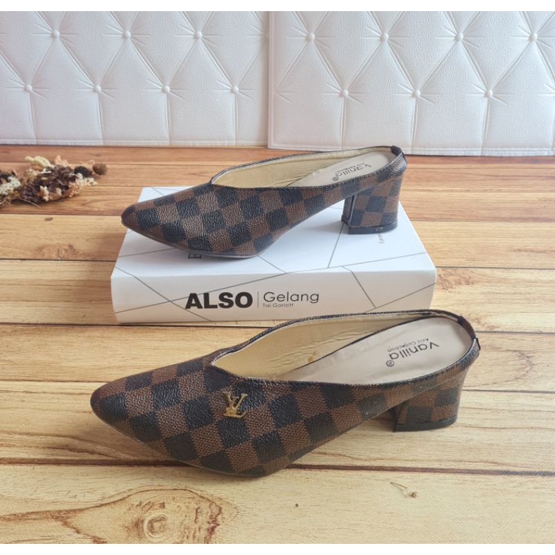 ABBUSHOES Hs 107 Haktahu Lv catur