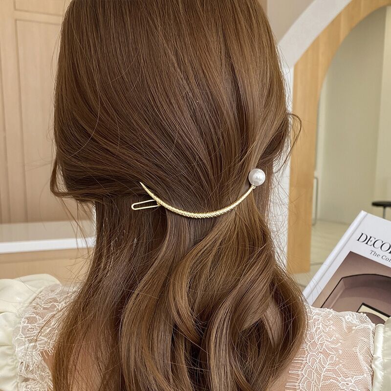Jepit Rambut Bahan Alloy Aksen Mutiara Dan Berlian Imitasi Gaya Korea Untuk Wanita