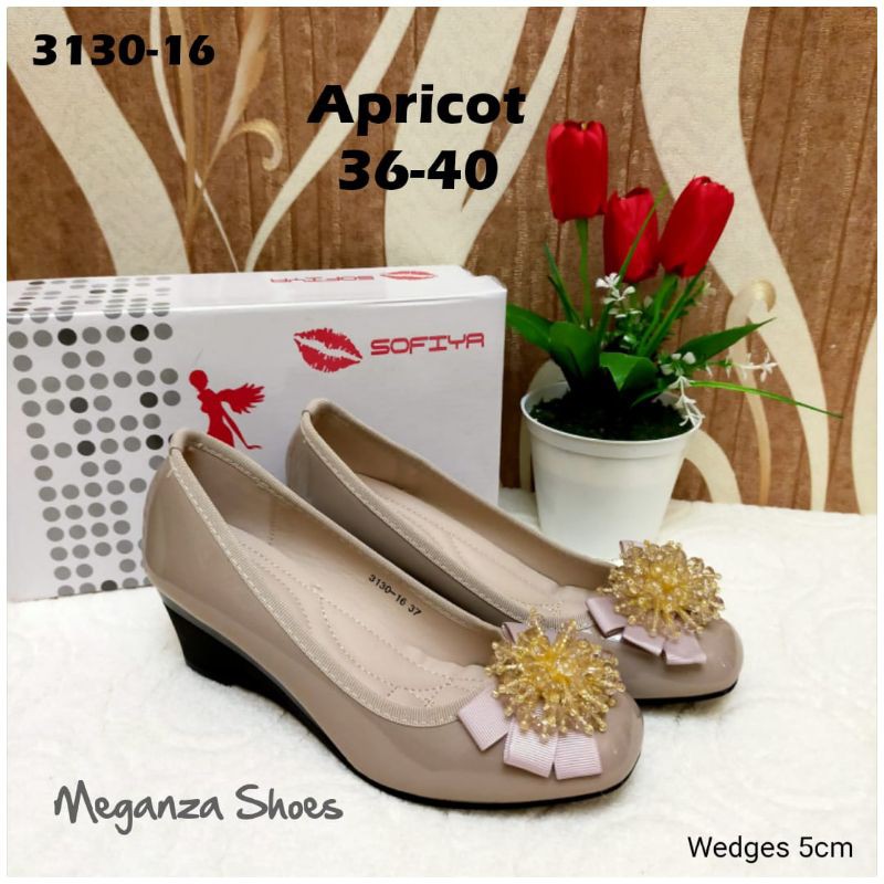 Wedges Sepatu Impor Sofiya