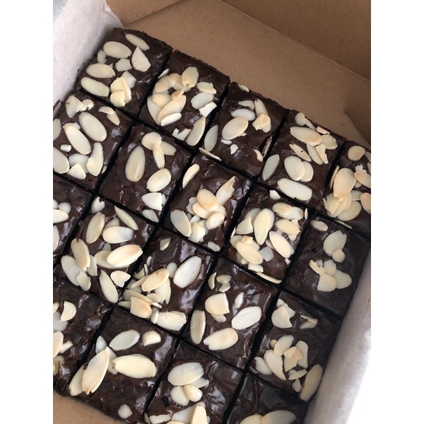 

brownies almond