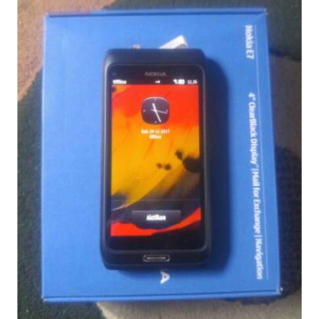 Nokia E7 Communicator fullset