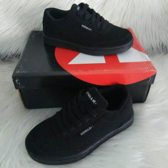 Airwalk sepatu sekolah anak