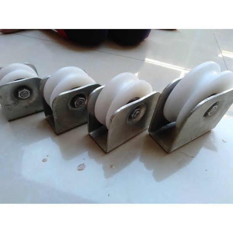 Roda nilon / roda nilon pagar / roda pagar rumah nilon / roda gerbang / roda tralis