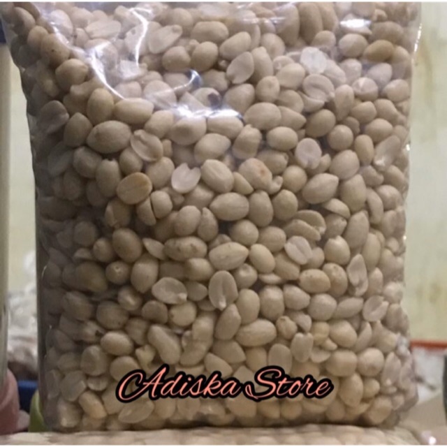 

Kacang Kupas (Kacang Bawang) Kecil 51/61 250 gr