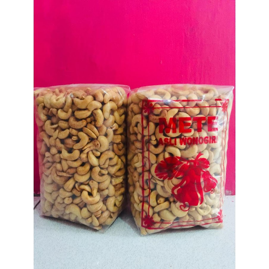 

Kacang Mete Wonogiri - MENTAH