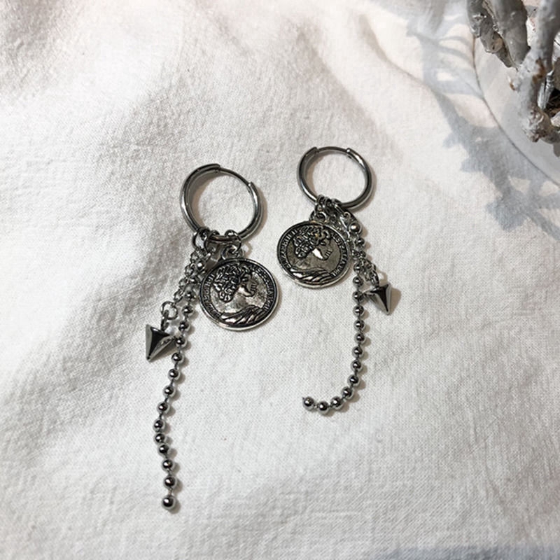 Anting Rumbai Dapat Dilepas Gaya Retro