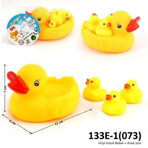 4Pcs Set Mainan Squeaky Rubber Duck Bebek Karet Bunyi Induk &amp; 3 Anak mainan bayi lunak bunyi cicit