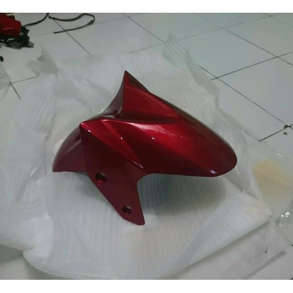 spakbor depan yamaha nmax 2DP warna merah marun