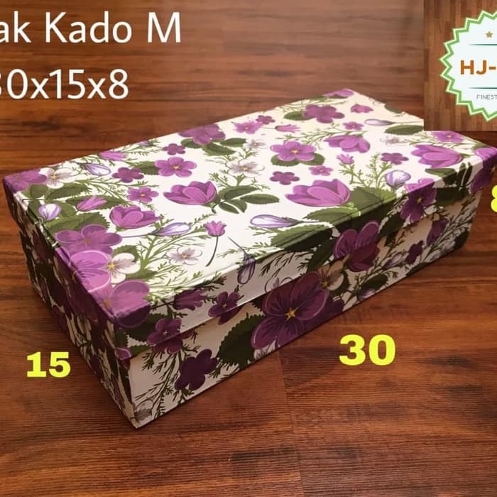 

Kotak Mika 33x22x5 Gift box kotak Kado box hadiah souvenir hampers