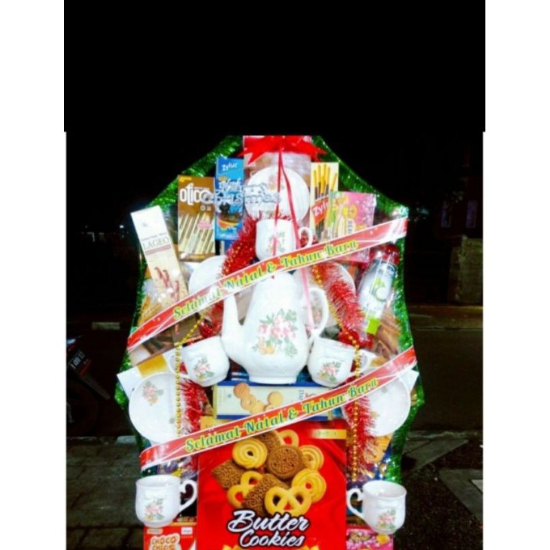 

Parcel Kue + Tea Set Parcel Lebaran Idul Fitri Terbaru