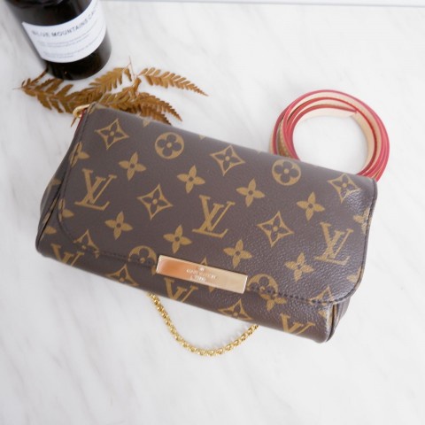 LV FAVORITE MONOGRAM PM SHOULDER BAG