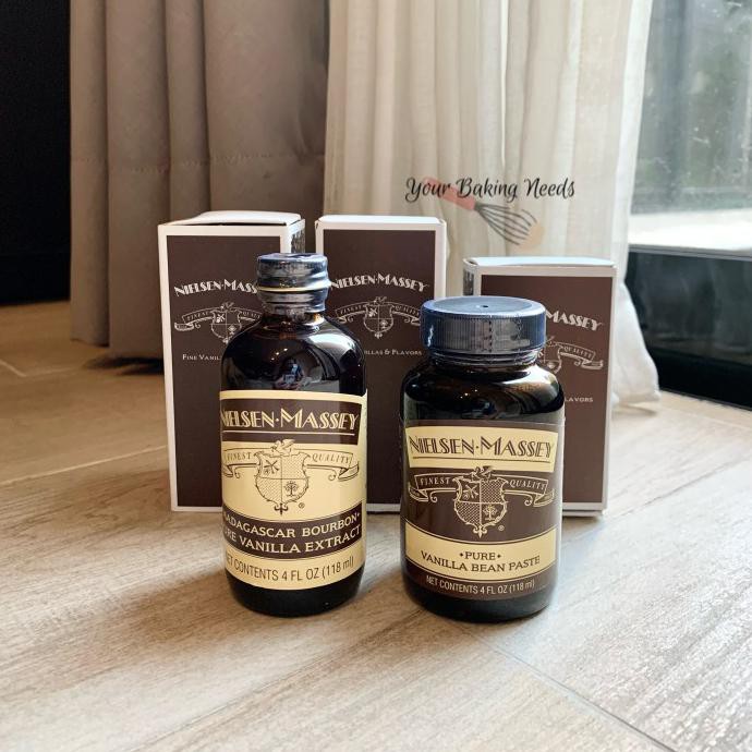 

Silahkan Order] Nielsen Massey Pure Vanilla Bean Paste 4Oz (118 Ml)
