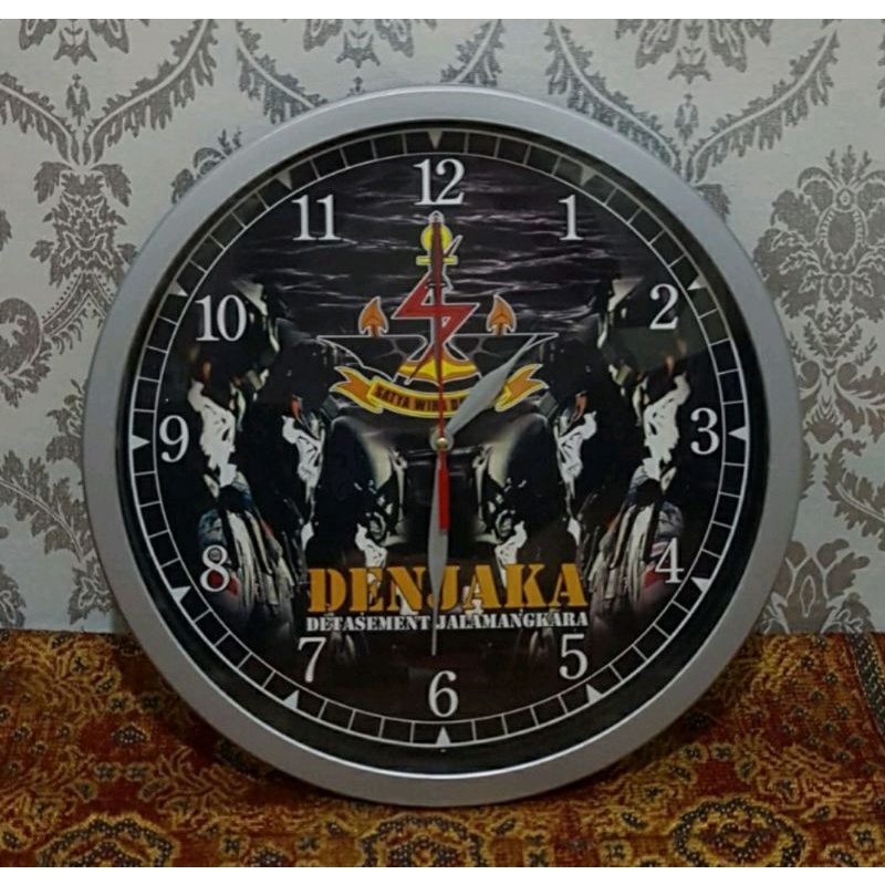 JAM TNI AL MARINIR DENJAKA