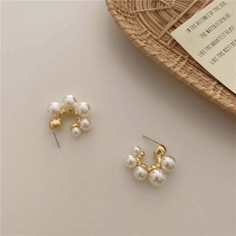 Anting Stud Mutiara Bentuk C Geometris Gaya Vintage Korea Untuk Wanita