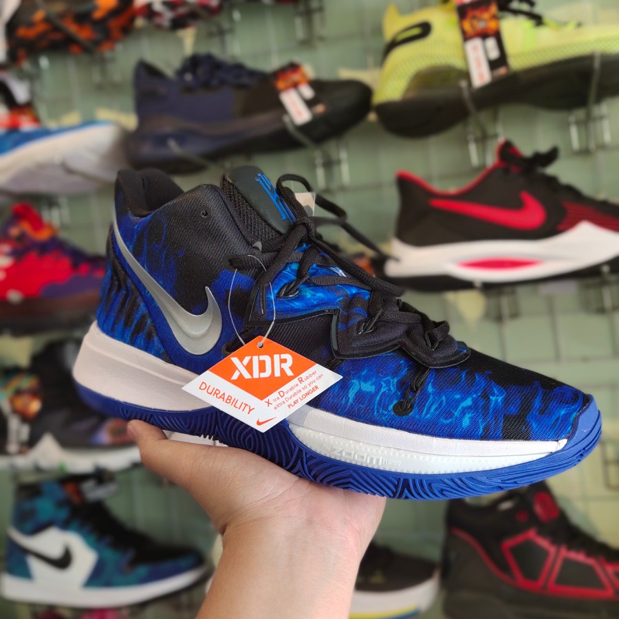 Sepatu Basket Kyrie 5 High Duke Blue Devils / Sepatu Pria Wanita / Sepatu Olahraga / Sepatu Nike Bir