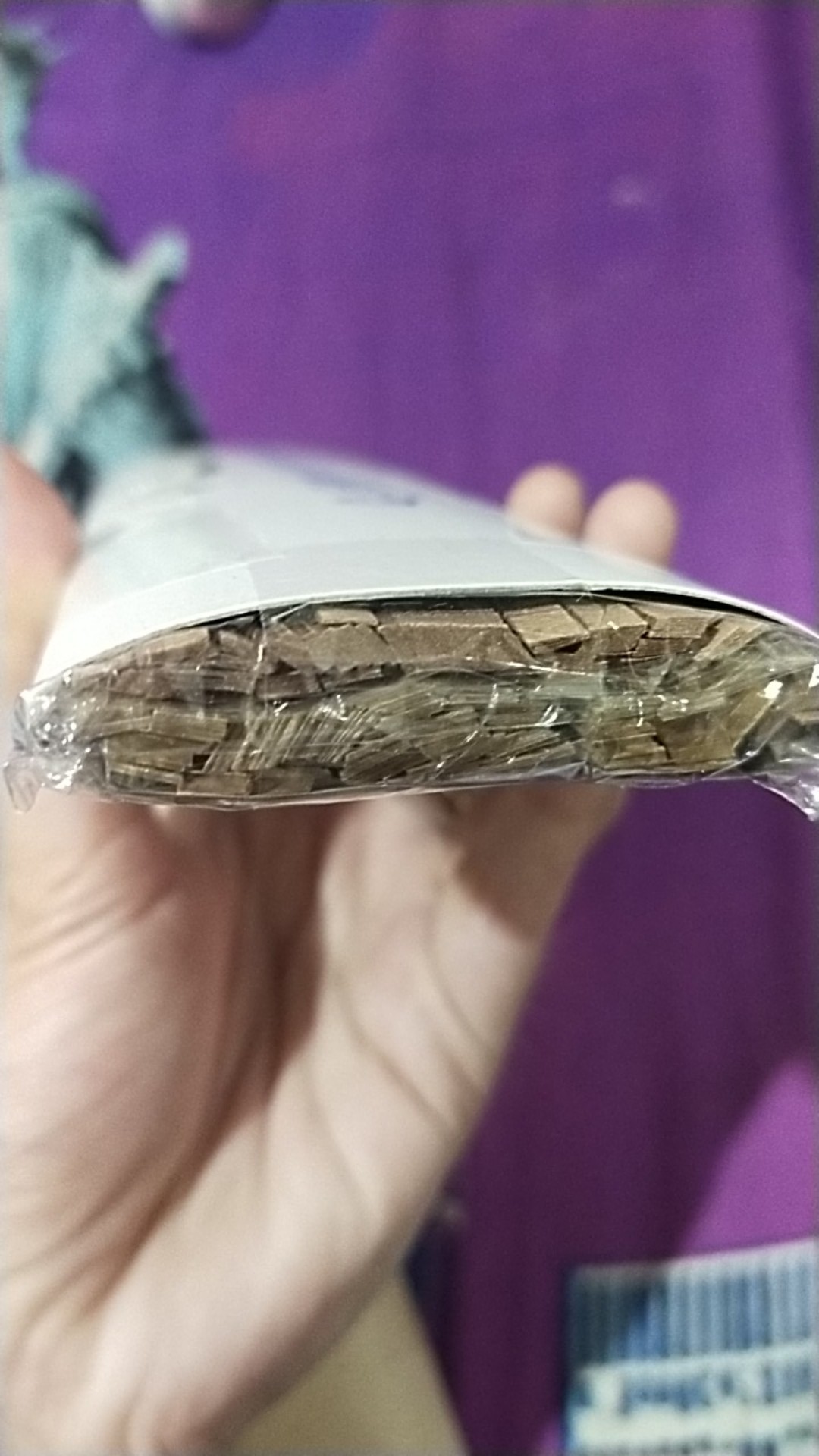 [ 20 Grams ]shredded Paper/ Kertas Cacah/ Gift Box Filler/ Isian Parcel (dark Brown)