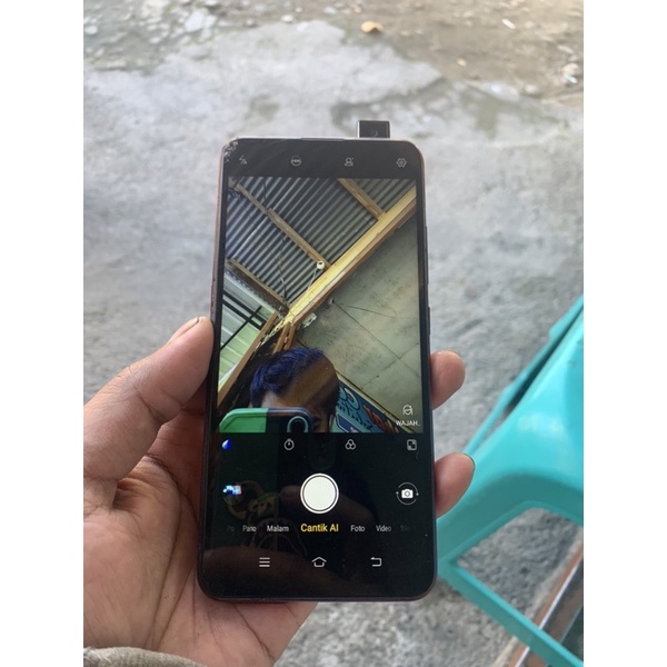 VIVO V15 PRO 6/128  (PECAH TS)