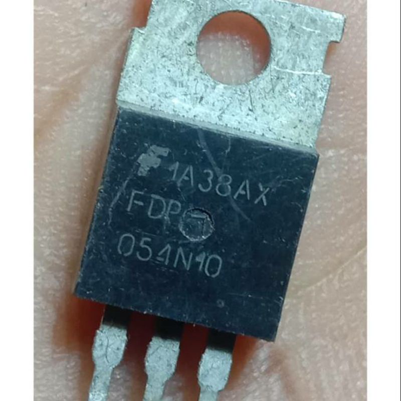 mosfet FDP054N10.