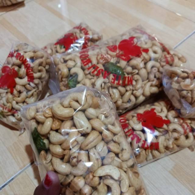 

(1KG)KACANG METE MATANG GORENG ASLI WONOGIRI-KACANG METE MATANG SUPER PREMIUM-KACANG METE MATANG GORENG