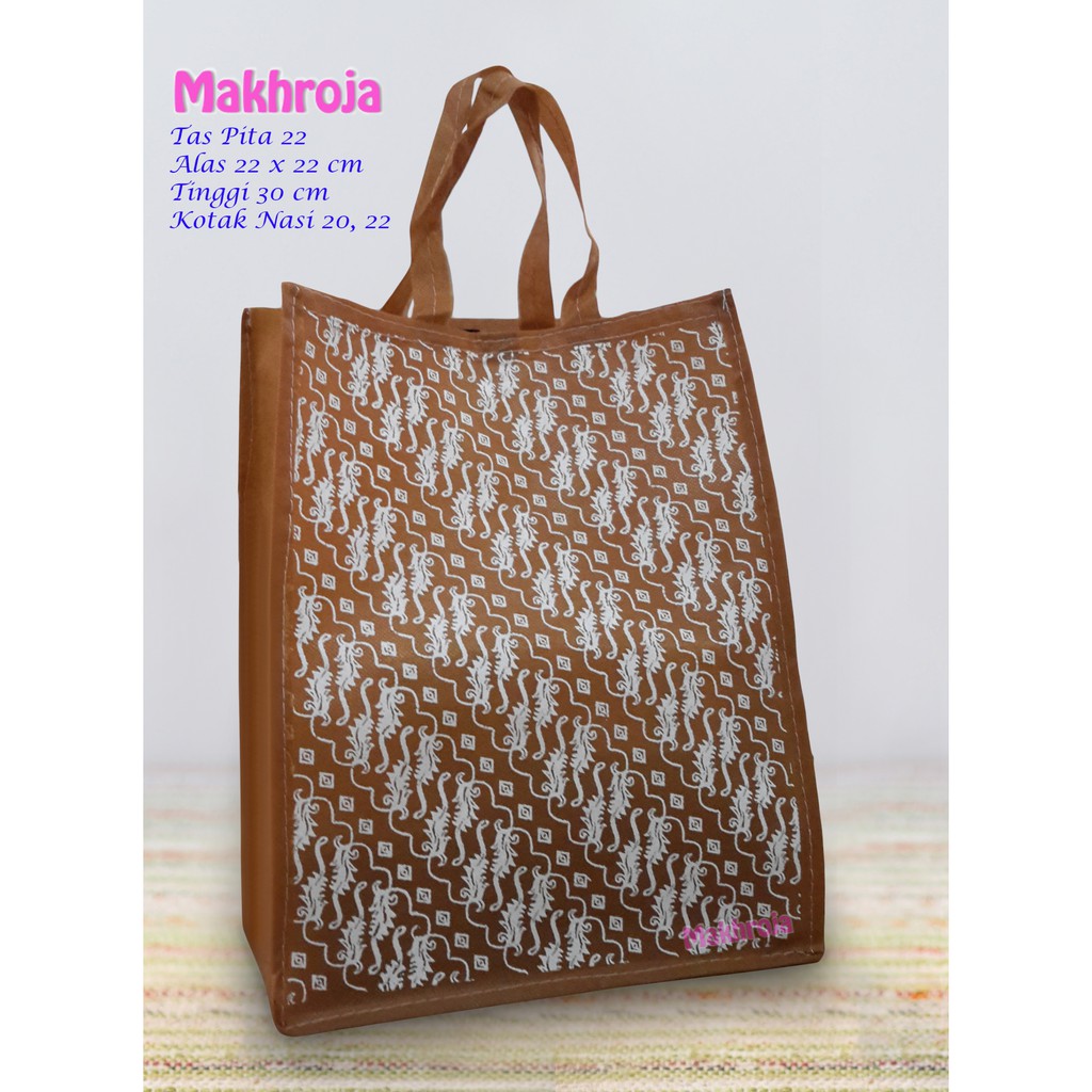 

Tas Hajatan Goodie Bag Pita Kotak 22 Batik Liris