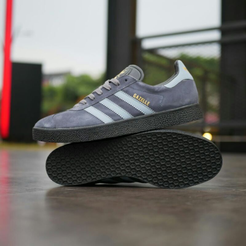 Sneaker/Sepatu ADIDAS GAZELLE GREY SILVER