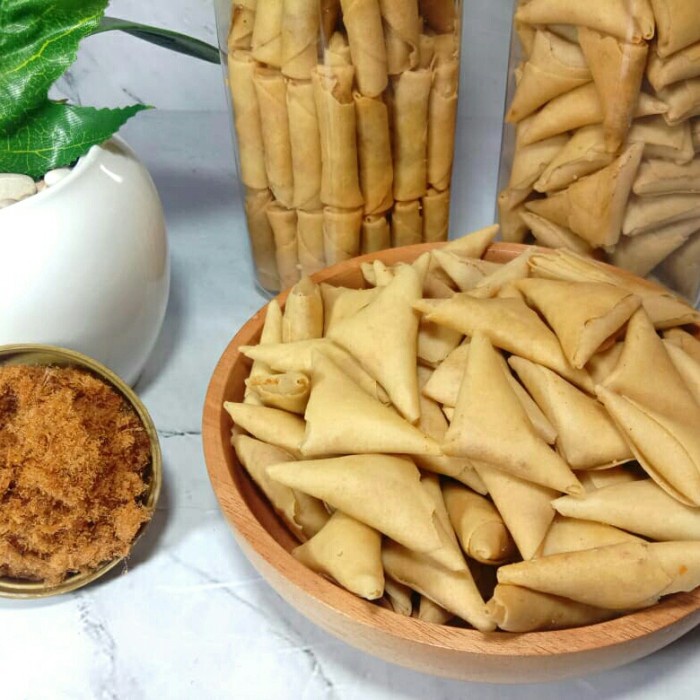 

Siap Krim Samosa Abon Segitiga Isi Abon Ayam - Abon Ayam