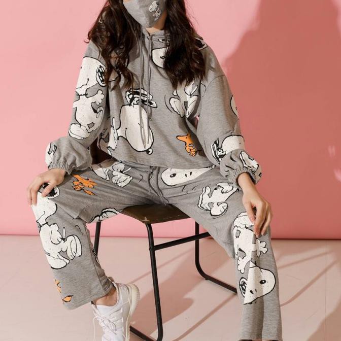 Produk Terbaru Snoopy Hoodie Set + Free Mask