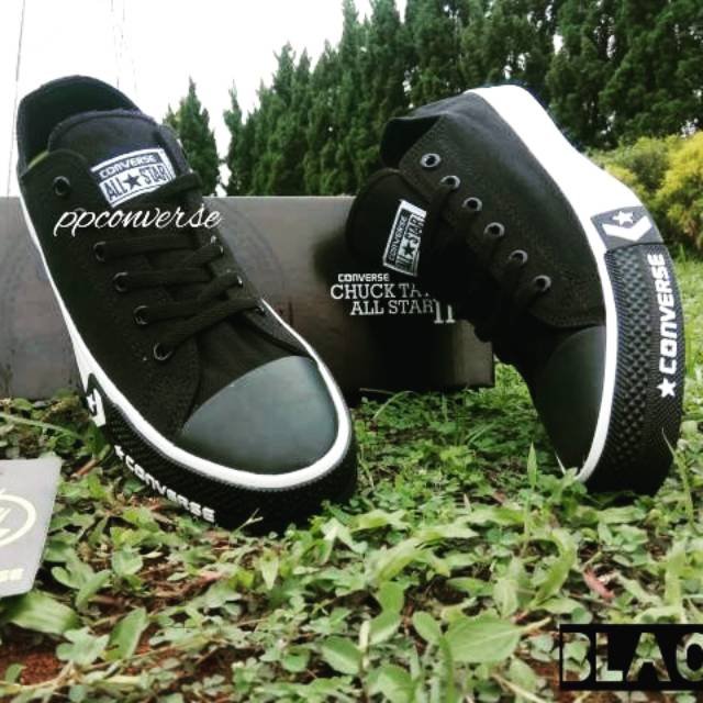 Sepatu Sekolah Pria Wanita Convers ChuckTaylor Undefeated Low Pendek Black hitam mono