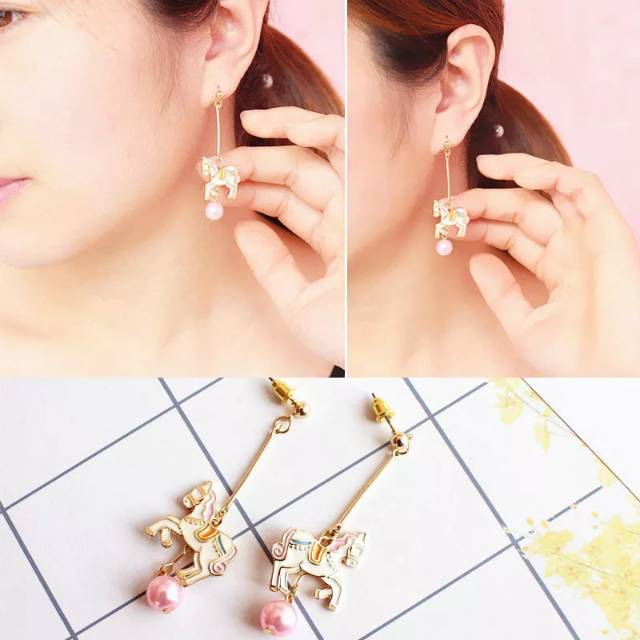 ANTING LOLITA MERRY GO ROUND