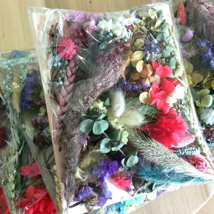 

DRIED FLOWERS MIX | WAX SACHET FLOWER PACK