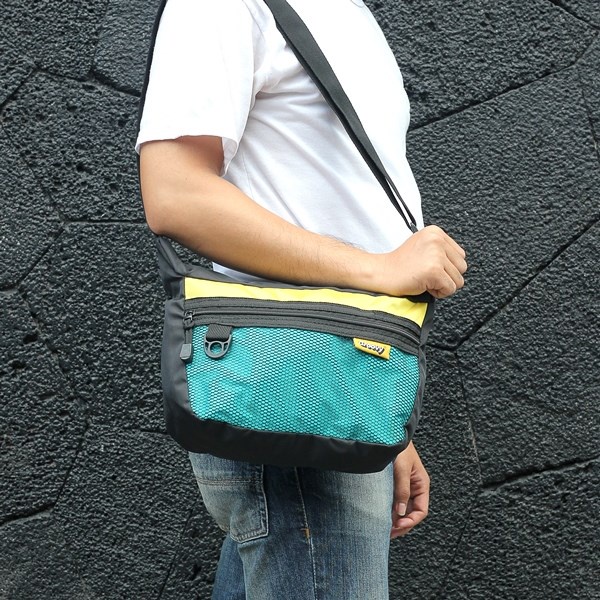 Justrue Tas Selempang Pria Slingbag Casual Murah 201