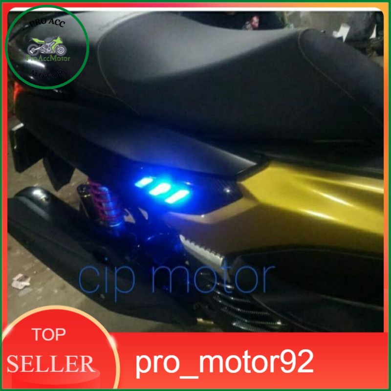 Cover body samping carbon plus lampu Yamaha Nmax 2015 - 2019