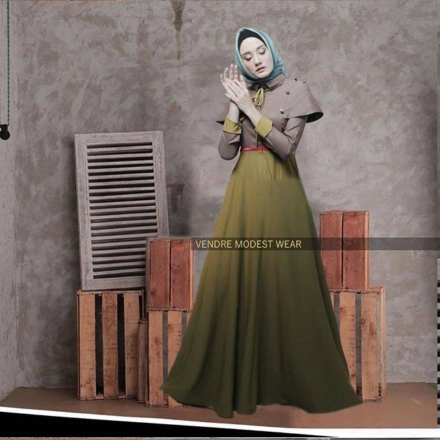 READY Vinisha Dress by Vendre Kursien Karzai