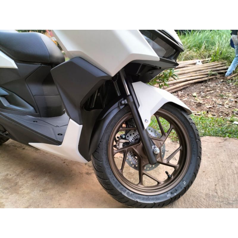 Sambungan Spakbor Depan Vario 160 Aksesoris Modifikasi Custom Fiberglass