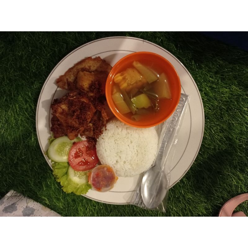 

TIMBEL AYAM GORENG