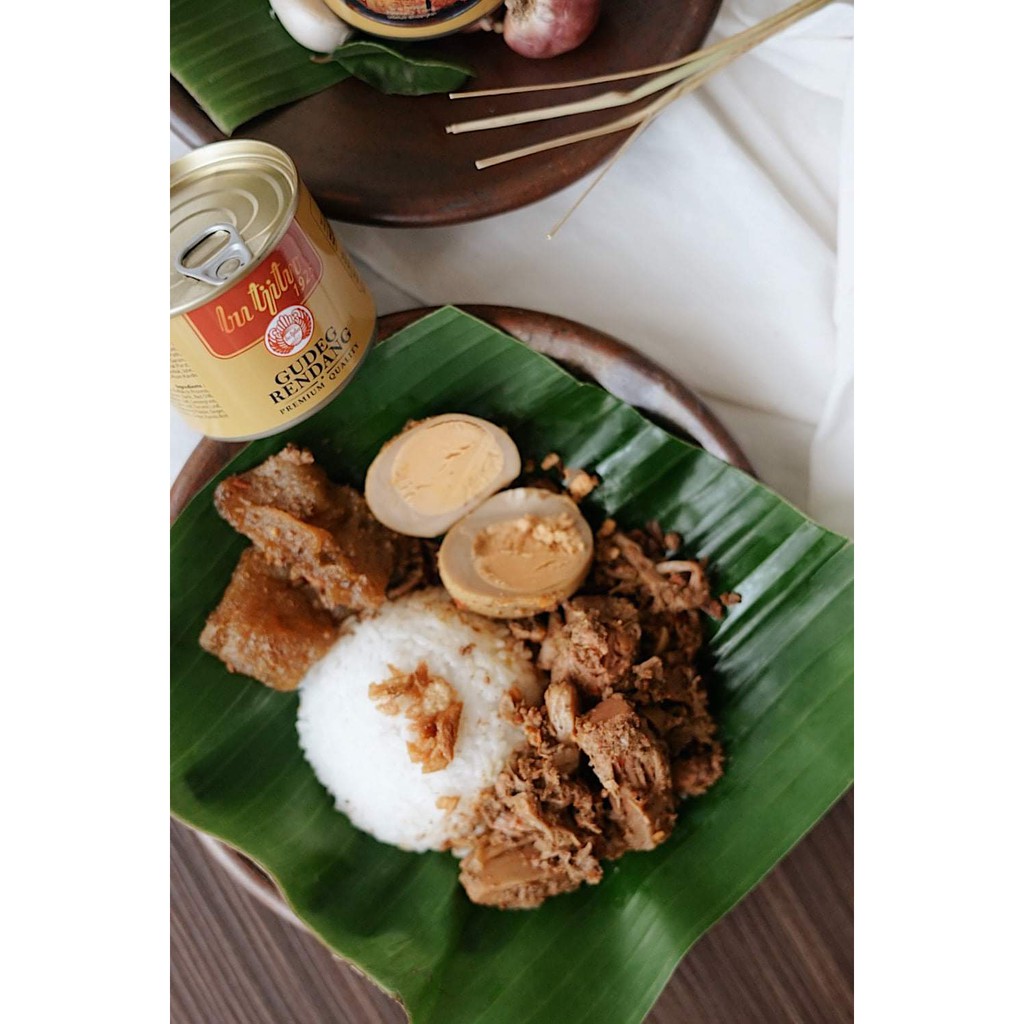 Gudeg Kaleng Bu Tijtro Varian Rendang - 210Gram Khas Jogja