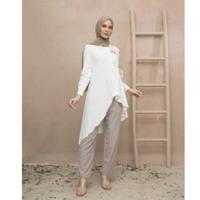 Chloe Tunic White Wearing Klamby