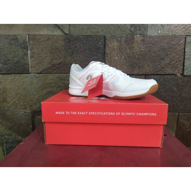 Original Sepatu Badminton Astec Wanita Tornado 800 Pure White / Soft Orange