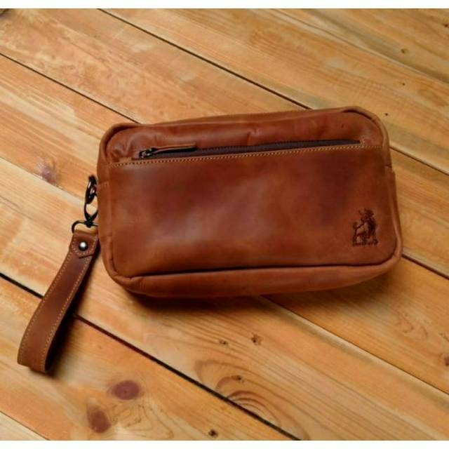 TAS TANGAN PRIA BAHAN KULIT ASLI GARUT LEATHER POUCH PRIA CLUTCH HAND BAG KULIT ASLI GARUT - COKELAT