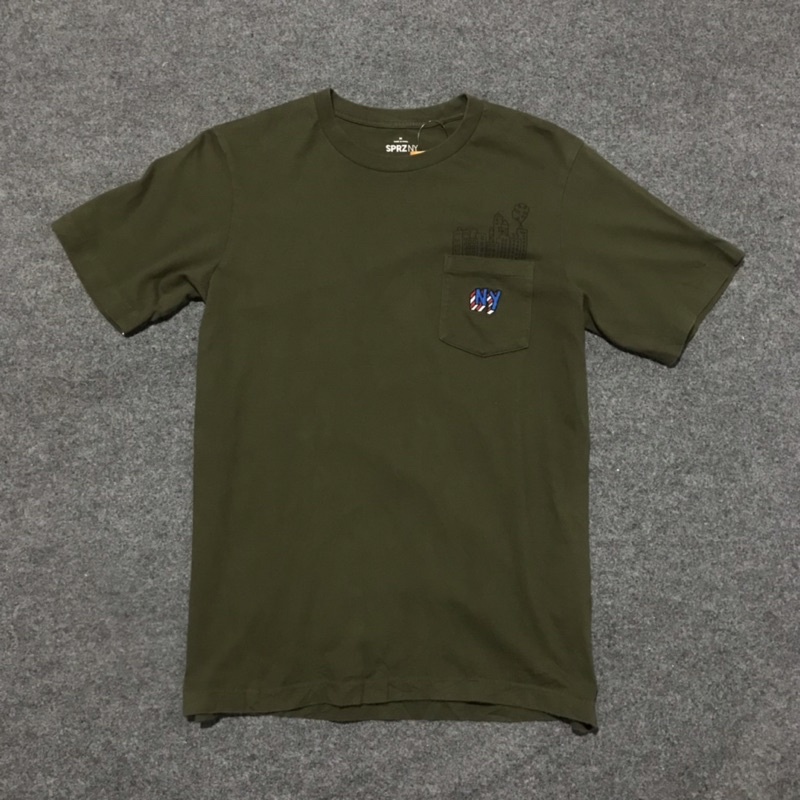 UNIQLO X TIMOTHY GOODMAN T-Shirt soft blue Second Original Size L