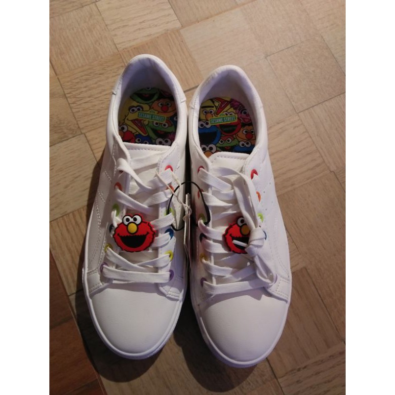 Sepatu Pull&Bear New