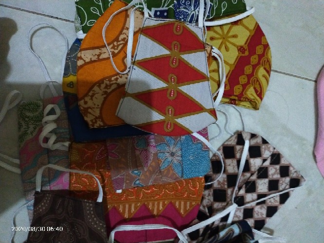 Masker Kain Batik Anak 3 Ply Headloop Dan Earloop