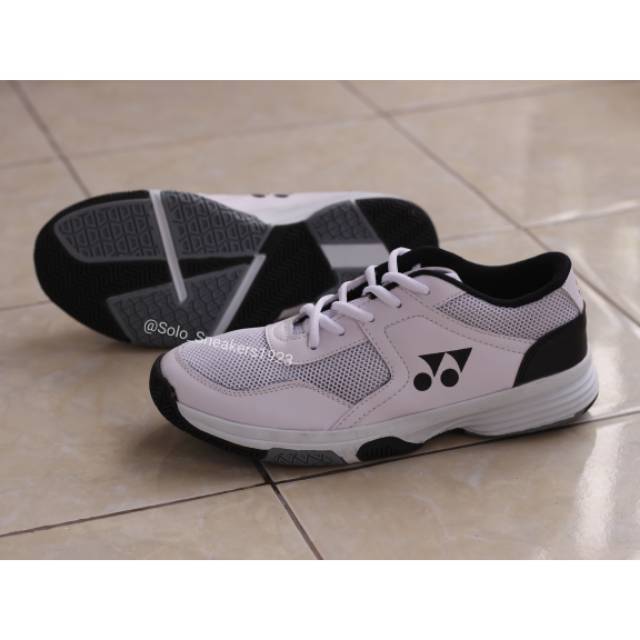  Sepatu  Badminton  Pria Olahraga Yonex Murah Rs Spezial 