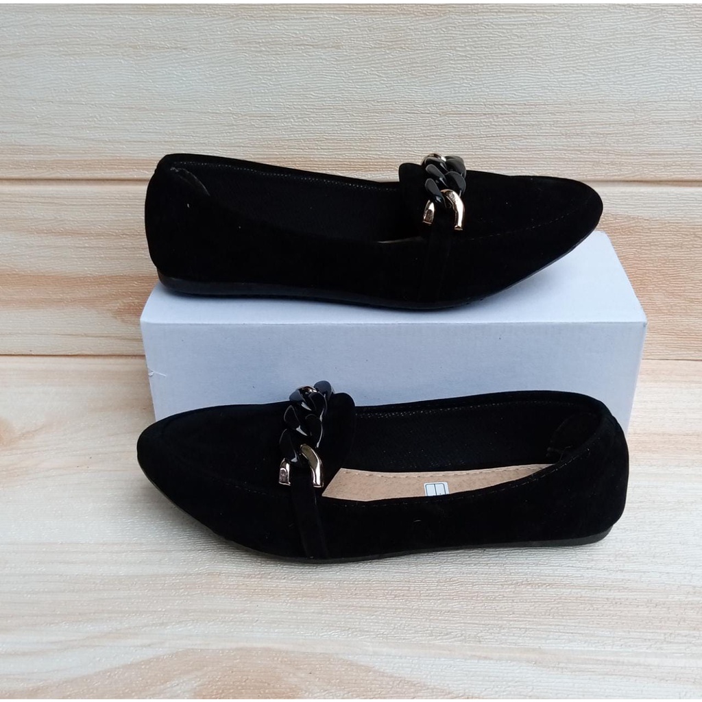 Sepatu balet wanita terbaru flatshoes simple elegan variasi rantai hitam