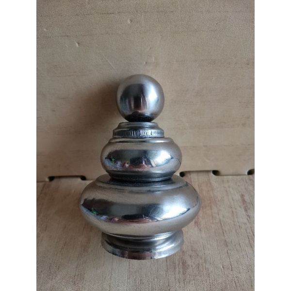 ORNAMEN AKSESORIES PAGAR STAINLESS Tutup Mahkota Bola 3" x 2"