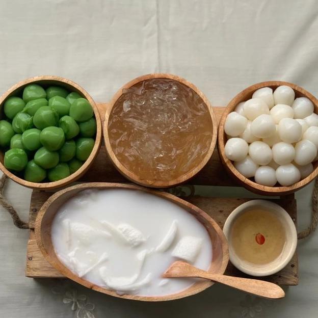 

ES JELLY COCONUT KELAPA MUDA