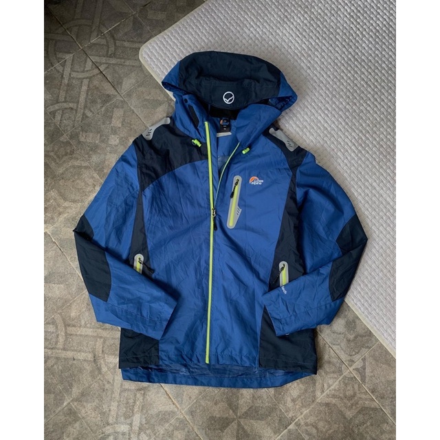 JAKET OUTDOOR LOWE ALPINE SECOND