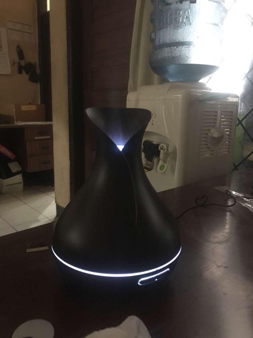 Ultrasonic Air Humidifier Aroma Essential Oil Diffuser 400ml With Wood Grain 7 Color Led Lights