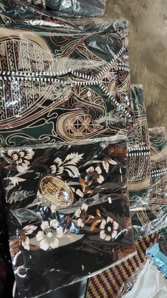 Terlaris Serut Genes Jelita Tunic Navbor Yelbor Whitbor Creambor Tunik Batik Modern Tunik Ziper